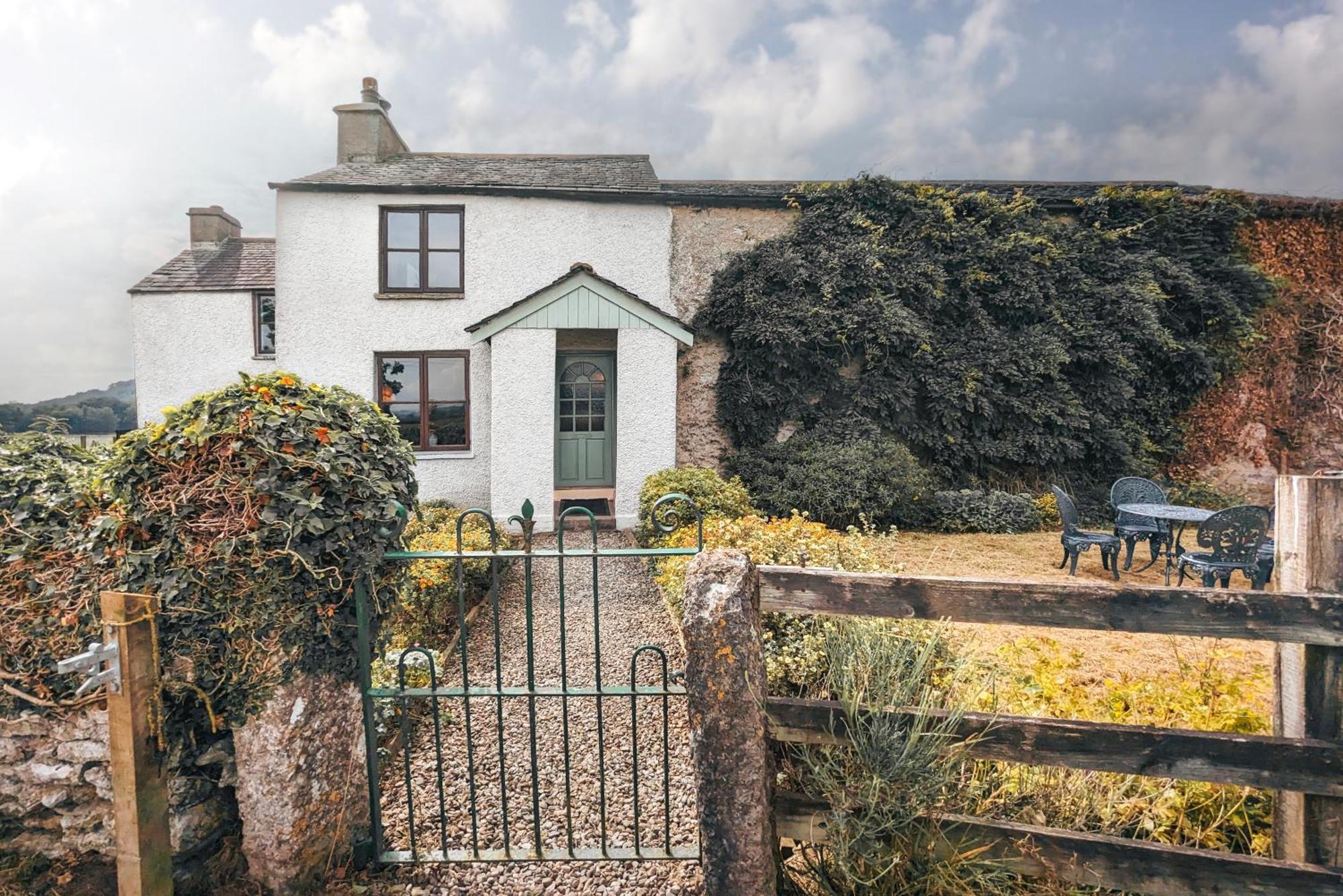 The Gilpin Farmhouse, District Getaway Holiday home *